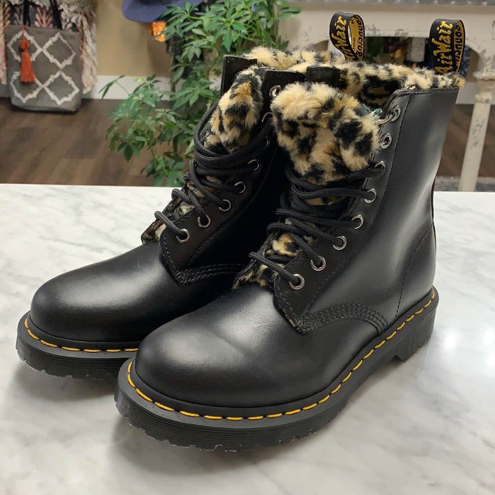 Dr. Martens Leopard Accent Ankle Bootie Size Womens 7 NEW!